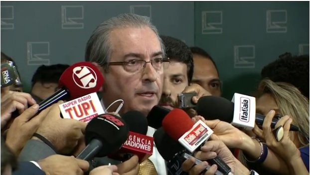 Após PT decidir votar contra Cunha, presidente da Câmara autoriza processo de impeachment de Dilma