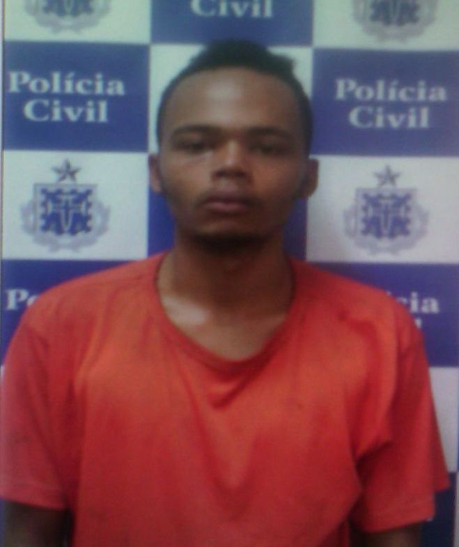 Polícia apresenta homem que matou traficante em Salvador