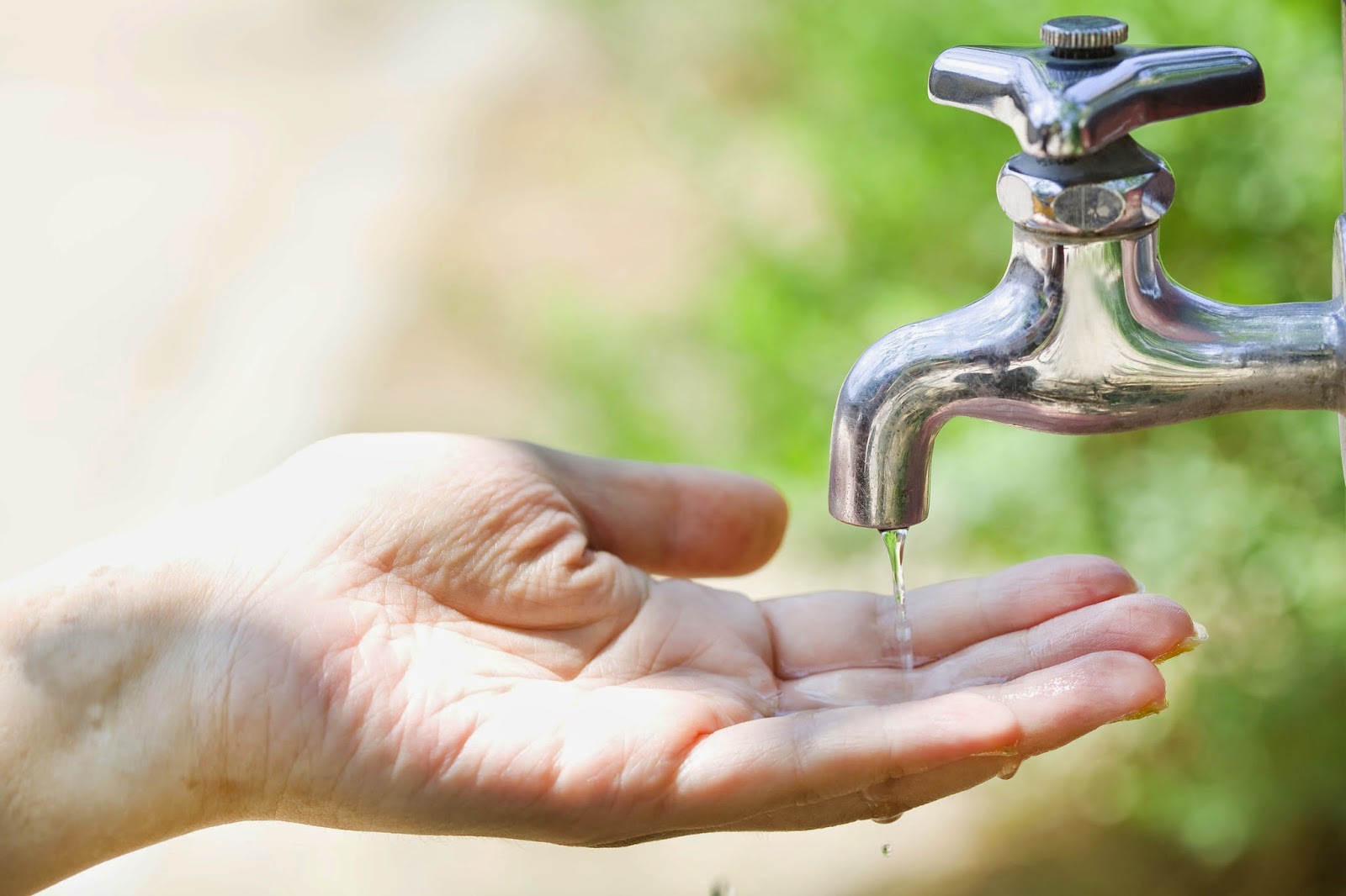 Abastecimento de água é retomado em localidades da Região Metropolitana