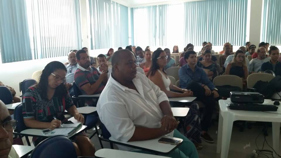CRC e sindicato estudam possibilidade de implantar curso profissionalizante em Camaçari