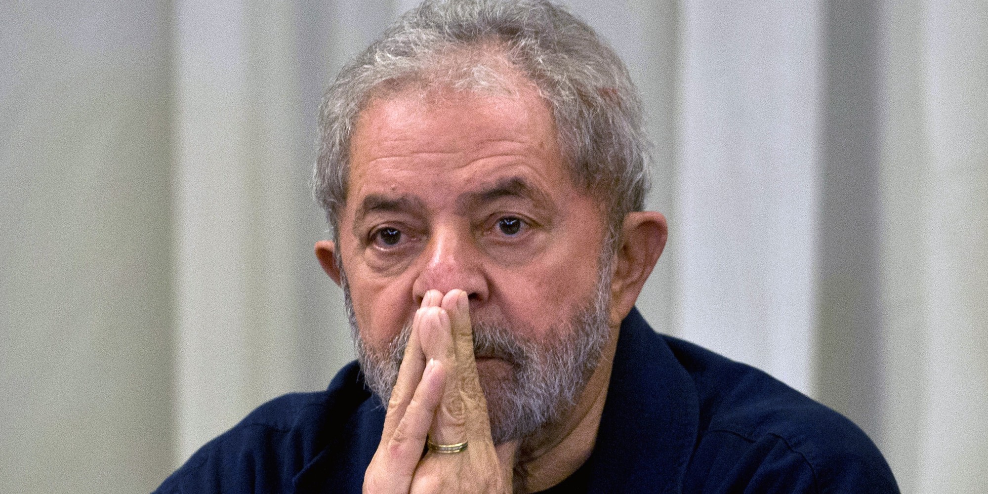 Lula é levado pela Polícia Federal para depor