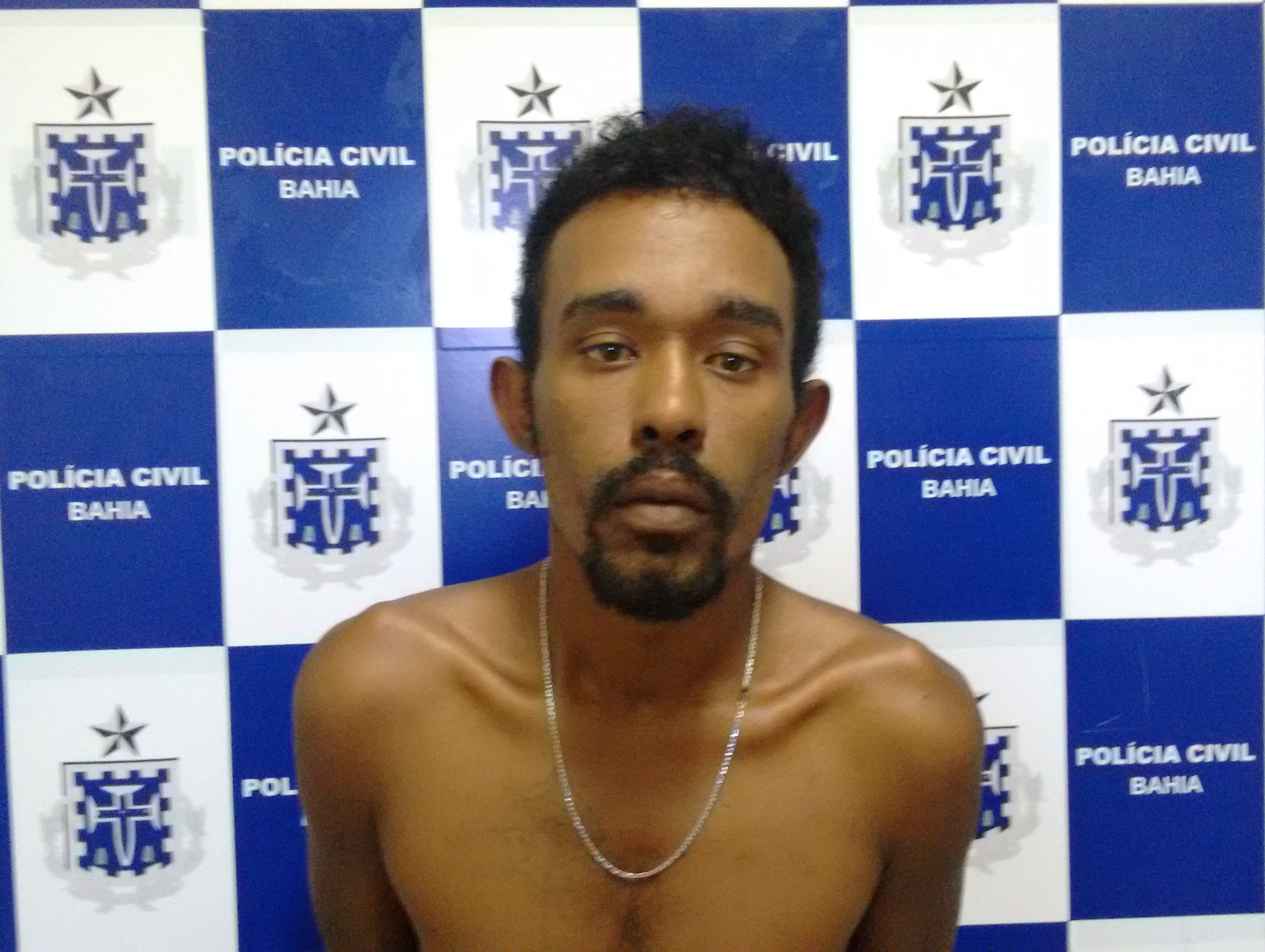 Traficante é preso com tablete de maconha em Conquista