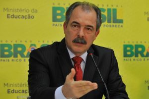 Brasília  O ministro da Educação, Aloizio Mercadante, em entrevista coletiva, faz balanço do Sistema de Seleção Unificada (Sisu)