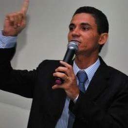 Ex-vereador Mateus Reis é eleito presidente municipal do PSDB de Lauro de Freitas