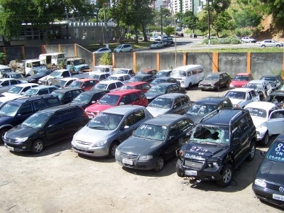 Leilão de carros apreendidos pela Transalvador será presencial e online