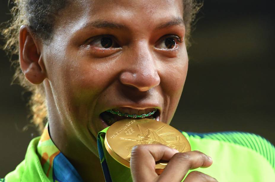 Rafaela Silva leva o primeiro ouro do Brasil nas Olimpíadas