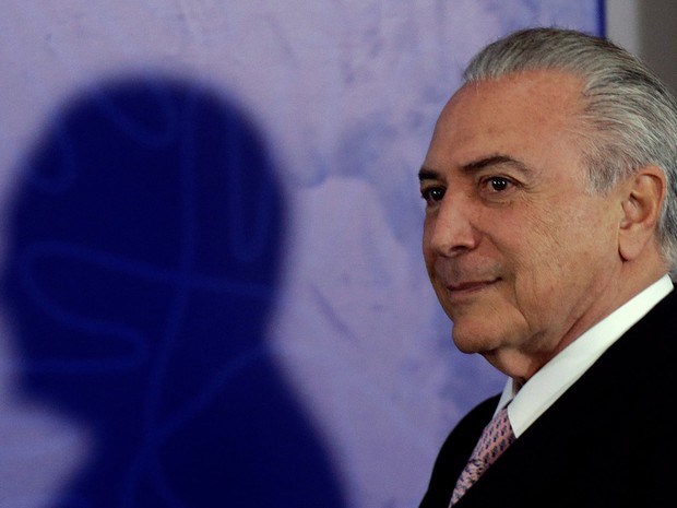 Temer encontra nove senadores às vésperas do julgamento de Dilma