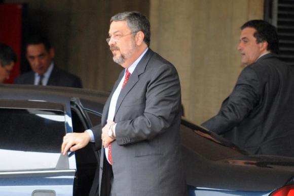 Ex-ministro Palocci é condenado a 12 anos de prisão por corrupção e lavagem de dinheiro