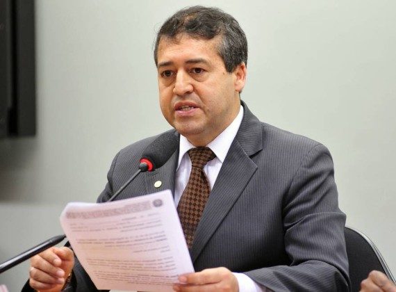 O ministro do Trabalho, Ronaldo Nogueira