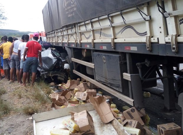 Acidente Na Br 101 Deixa Quatro Mortos E Duas Pessoas Feridas Bahia No Ar 