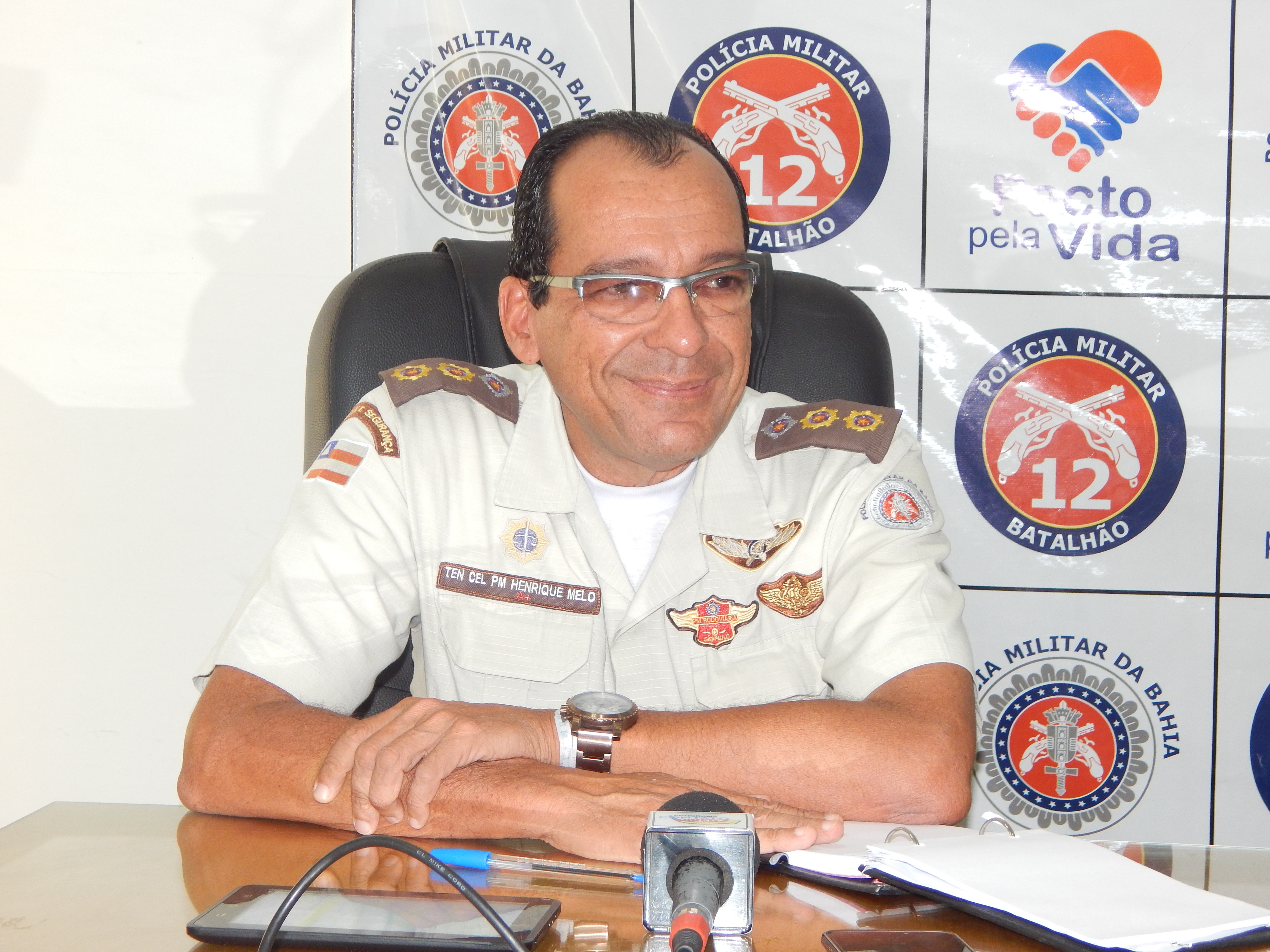 Em coletiva, comandante do 12º BPM apresenta balanço das ações realizadas em Camaçari