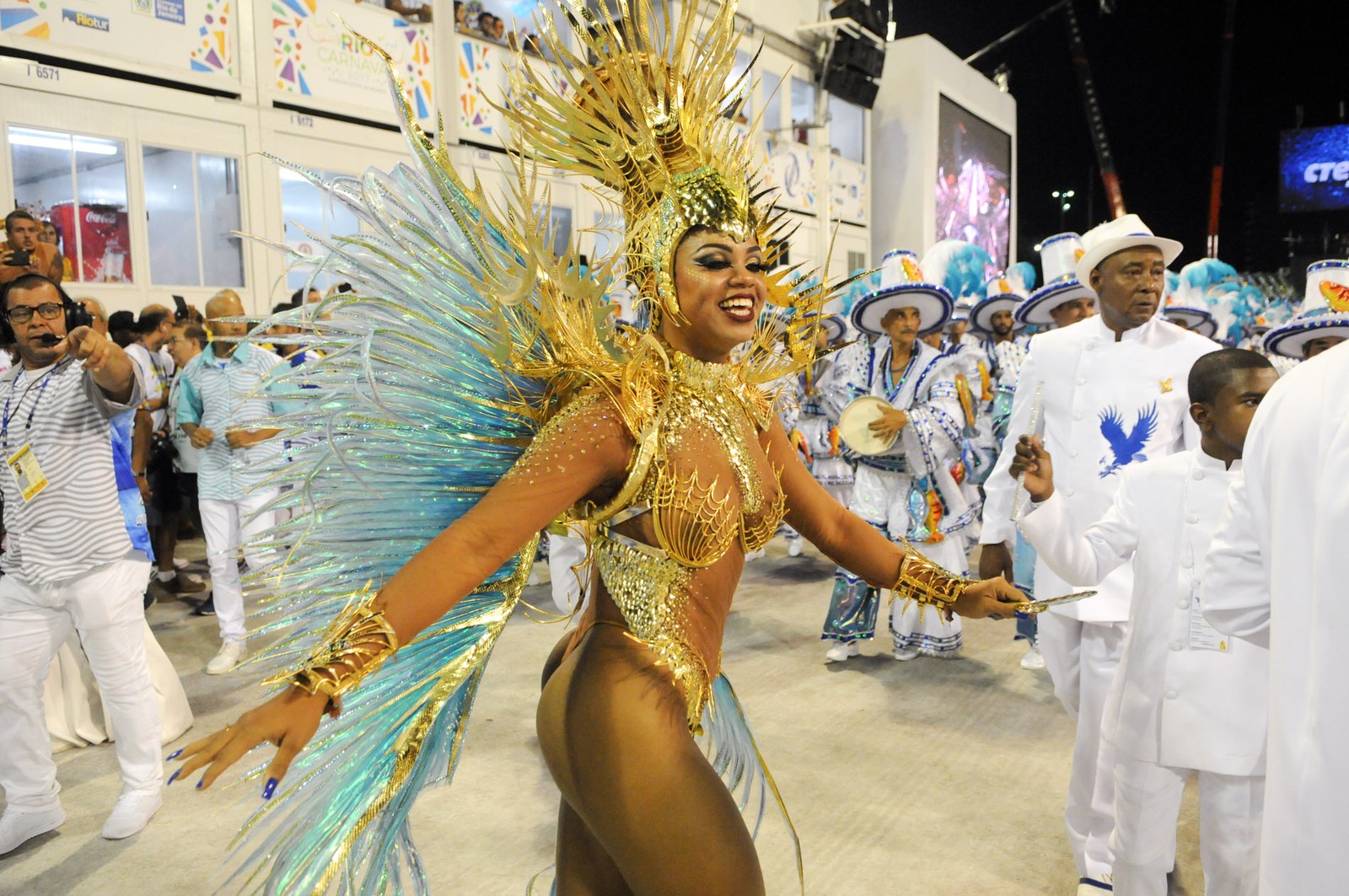 Portela é campeã do Carnaval 2017 do Rio de Janeiro