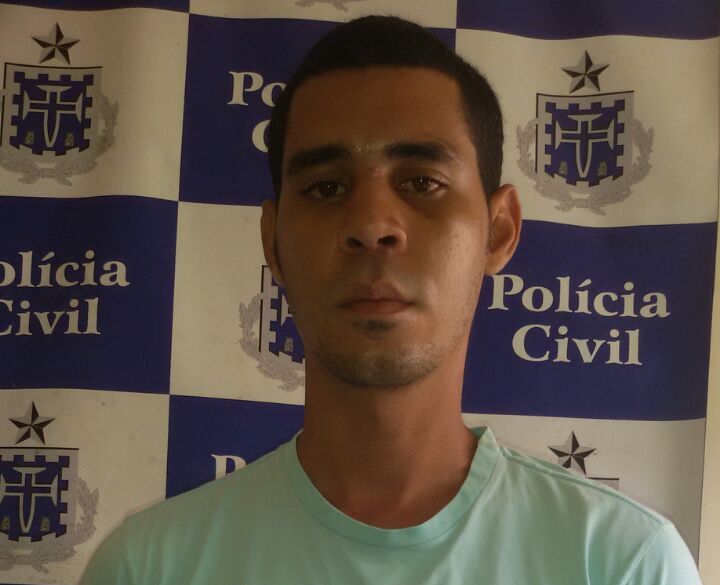 Jovem é preso após roubar celulares de adolescentes na Vasco da Gama