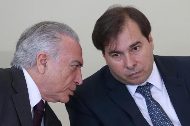 Temer vai à residência de Rodrigo Maia discutir reformas ministerial e da Previdência