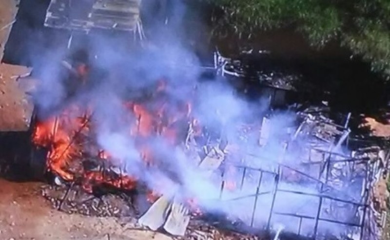 Salvador: Botijão de gás explode e quatro barracos pegam fogo