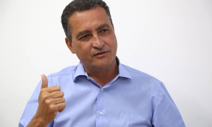 “Eu topo”, diz Rui Costa sobre deixar cargo de governador por eleições diretas