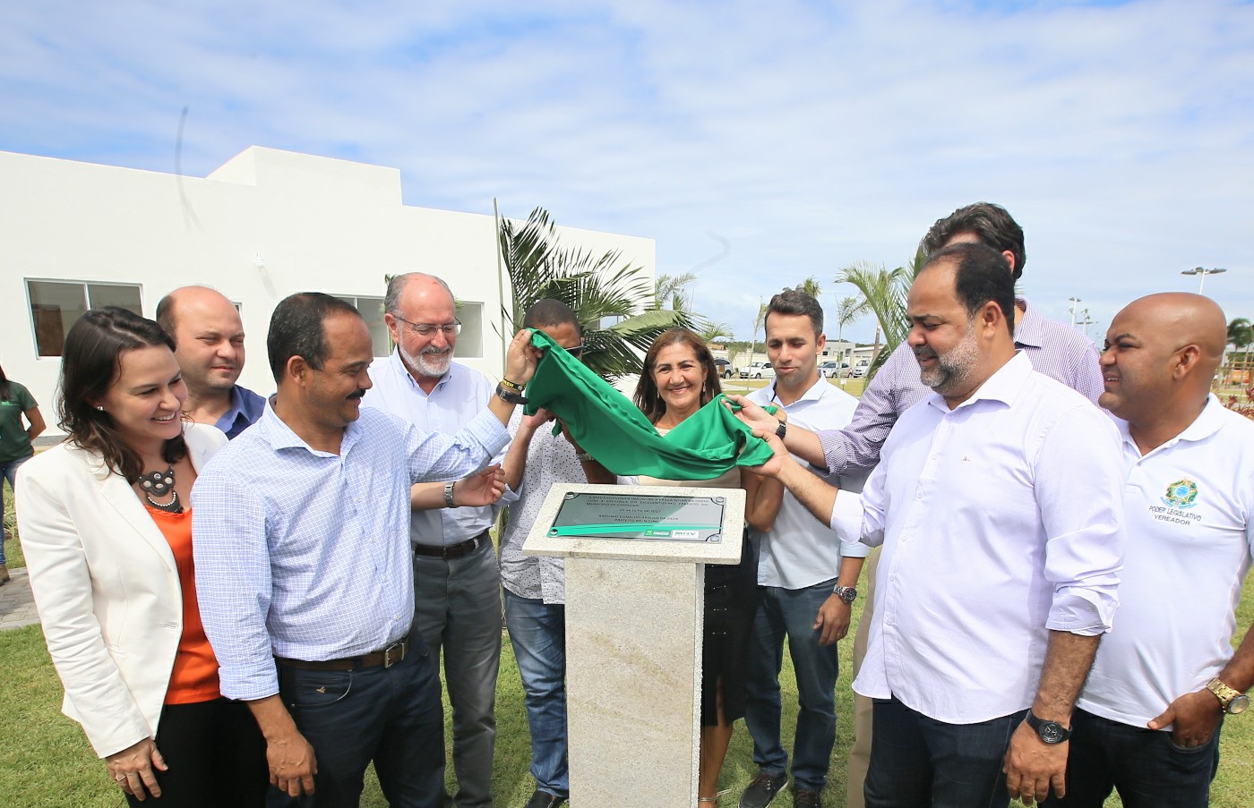 Praça celebra parceria de empresa com Prefeitura