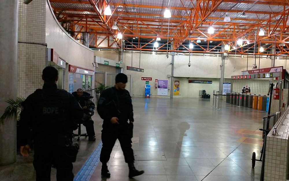 Estação de metrô é evacuada em Salvador por suspeita de bomba