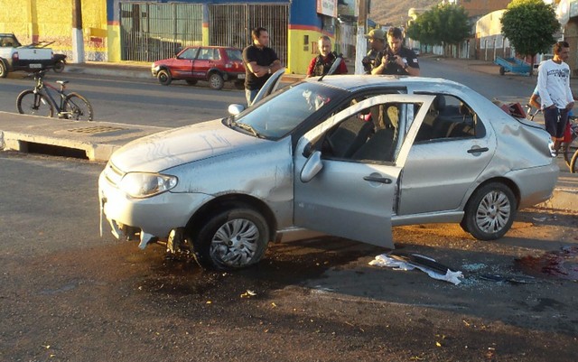 Adolescente morre ao capotar carro em Barreiras