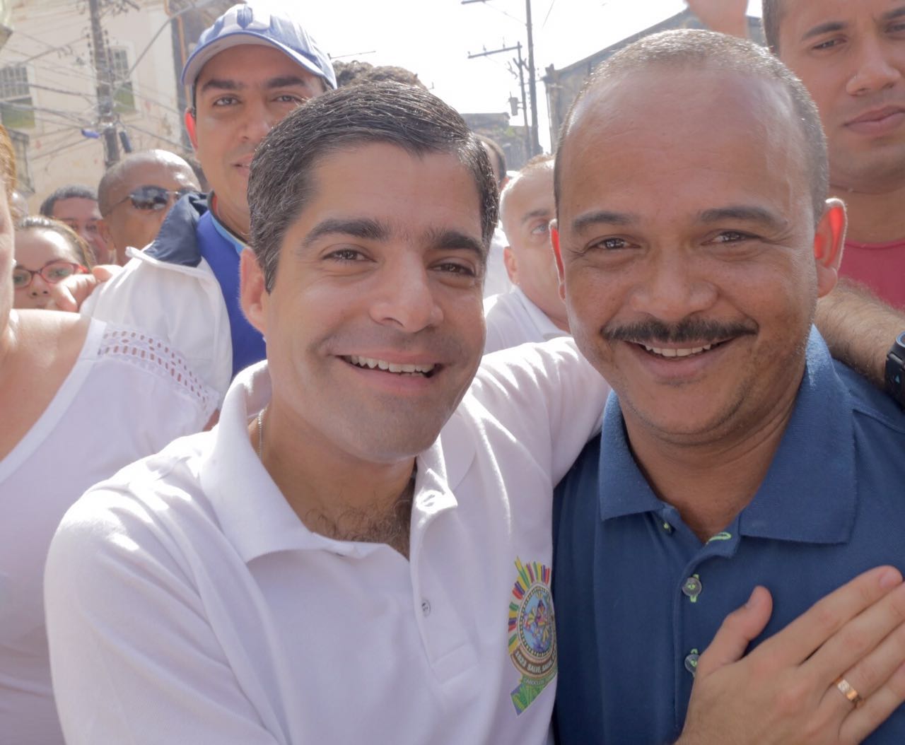 “Dizer que alguém manda em Elinaldo é maldade”, diz ACM Neto em defesa do prefeito de Camaçari