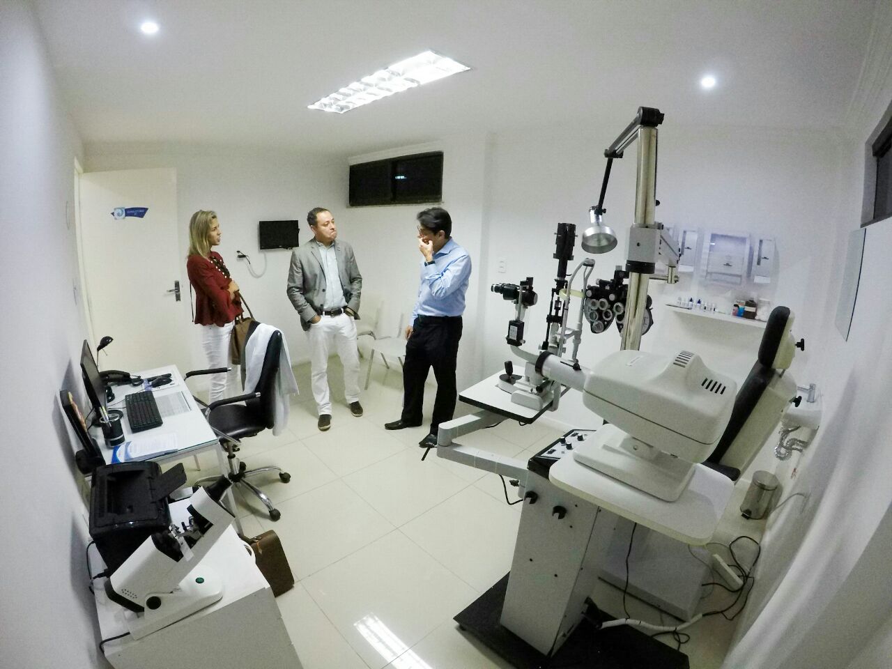 Camaçari ganha clínica para tratamento oftalmológico com tecnologia de ponta