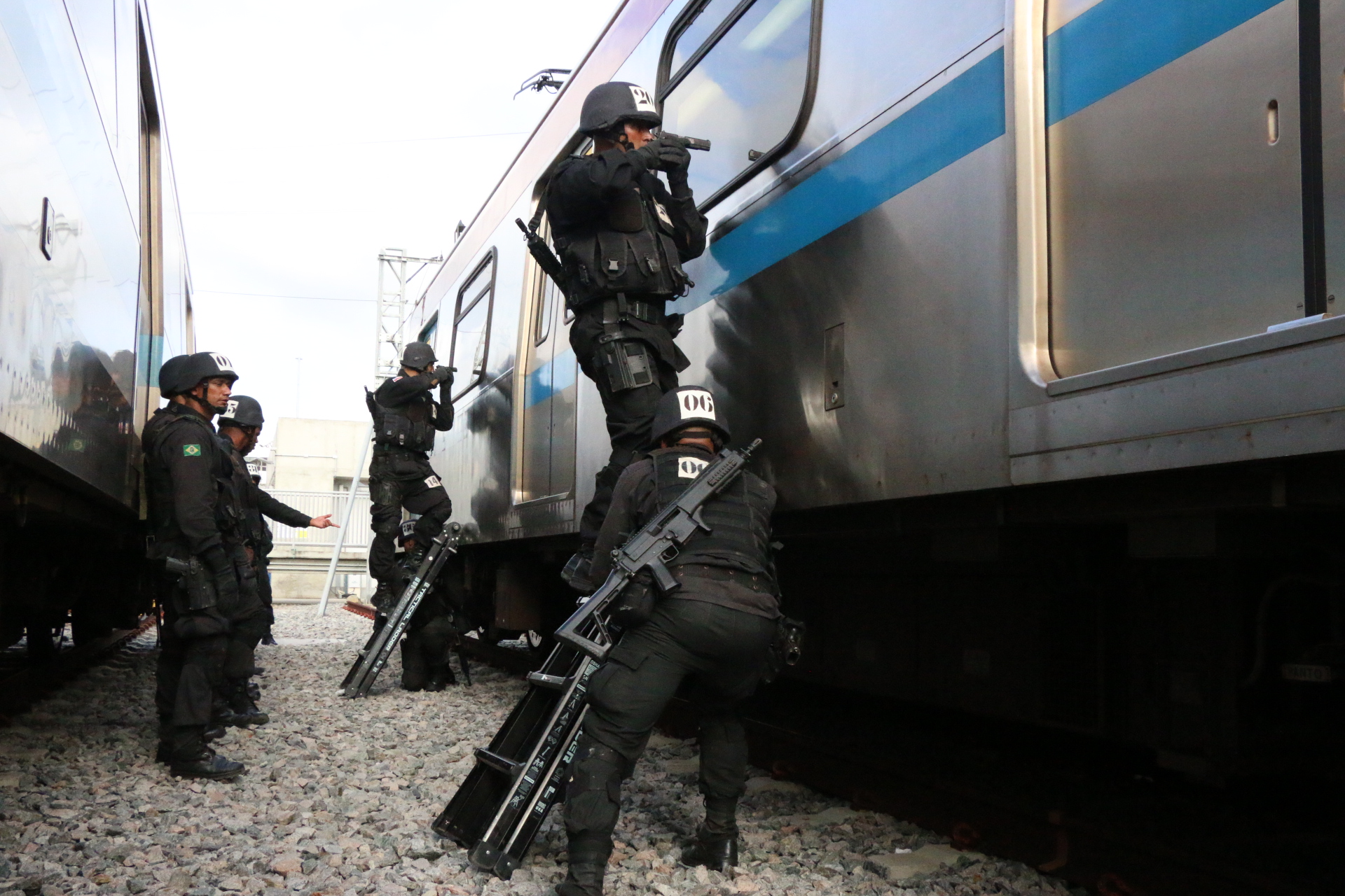 Bope simula invasão tática no metrô de Salvador