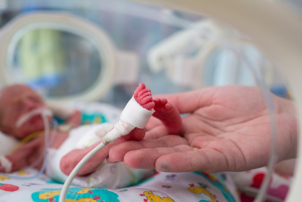 Câmara debate licença-maternidade especial para mães de bebês prematuros