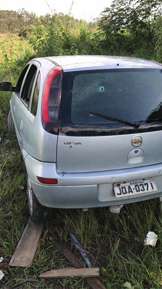 Carro usado pelos assaltantes que mataram PM foi roubado em Dias d’Ávila