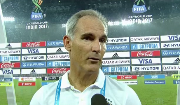 Mesmo com eliminação, treinador da Seleção Sub-17 destaca dedicação do grupo: “muito contente pela luta”