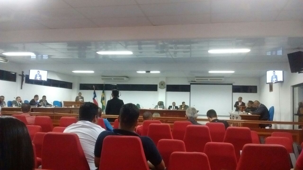 Simões Filho: vereadores aprovam projeto que autoriza município a contrair empréstimo com Banco do Brasil