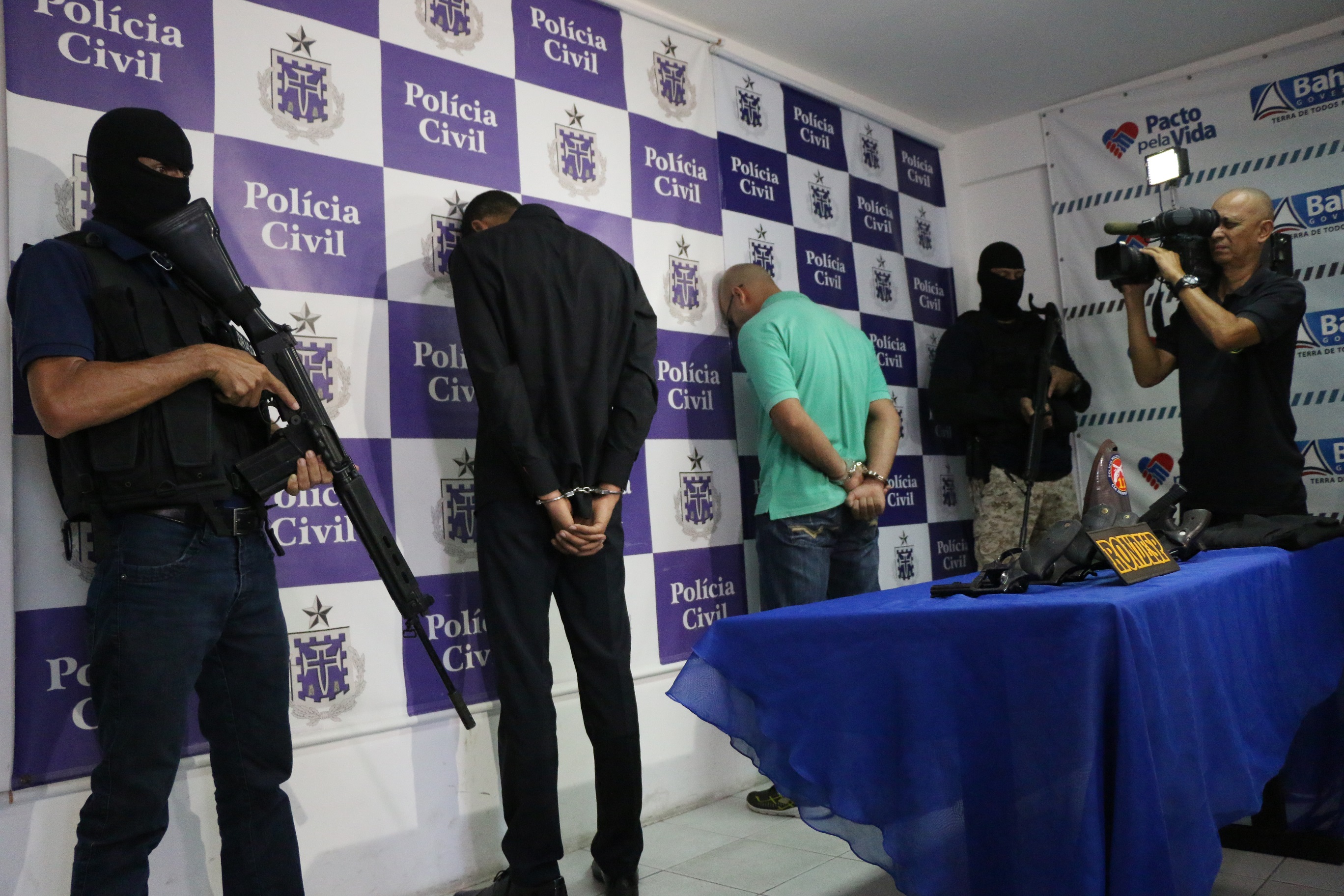 Polícia frustra assalto a banco no Corredor da Vitória nesta quarta (11)