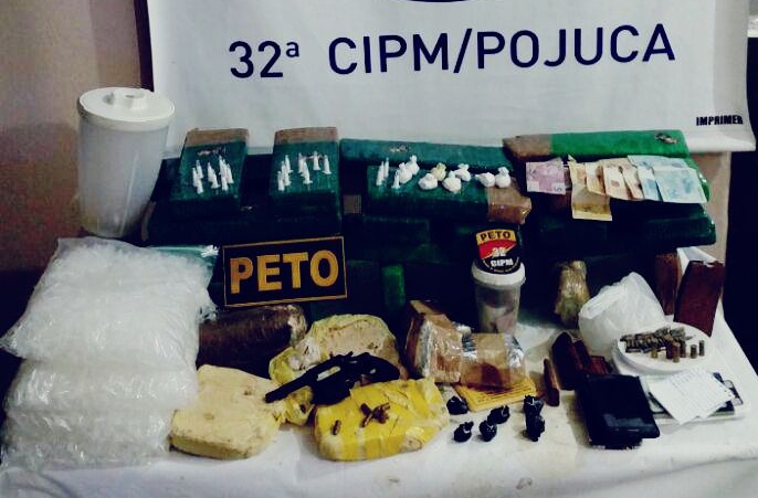 Duas pessoas são presas com mais de 50 quilos de droga em Pojuca