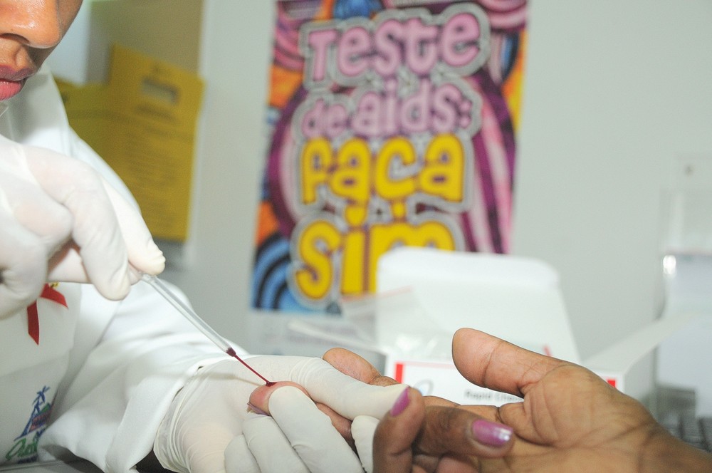 Brasil tem redução de 5,2% na taxa de detecção de casos de aids, diz ministério