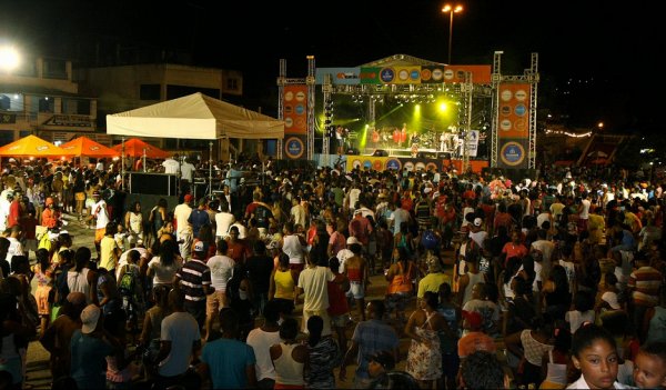 Veja as atrações do Carnaval nos bairros de Salvador para noite deste sábado (10)