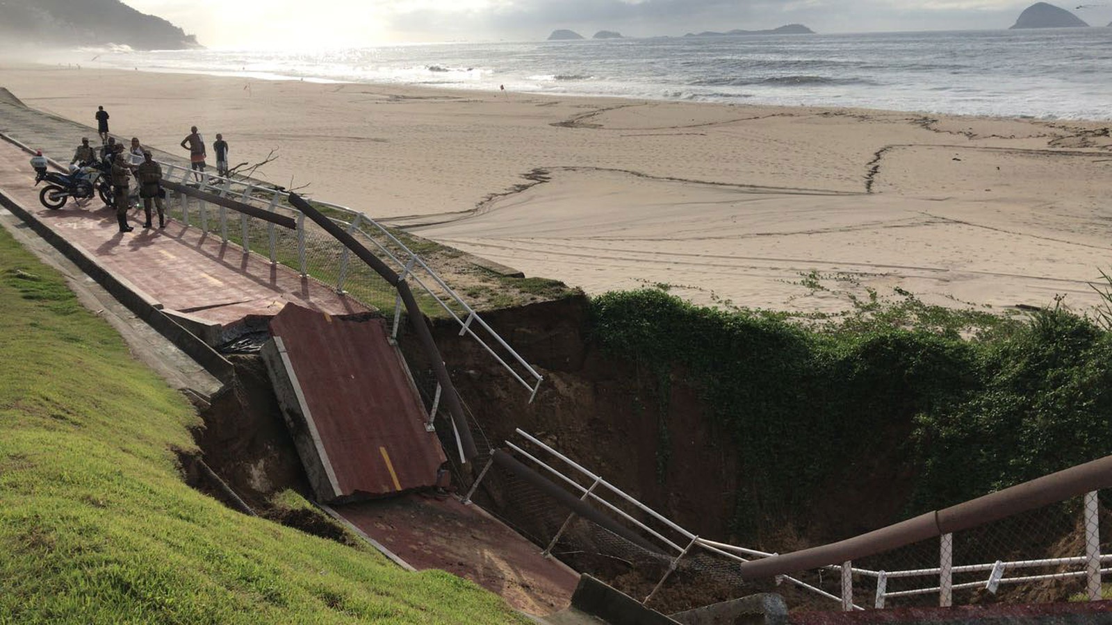 Três pessoas morrem durante temporal no Rio de Janeiro