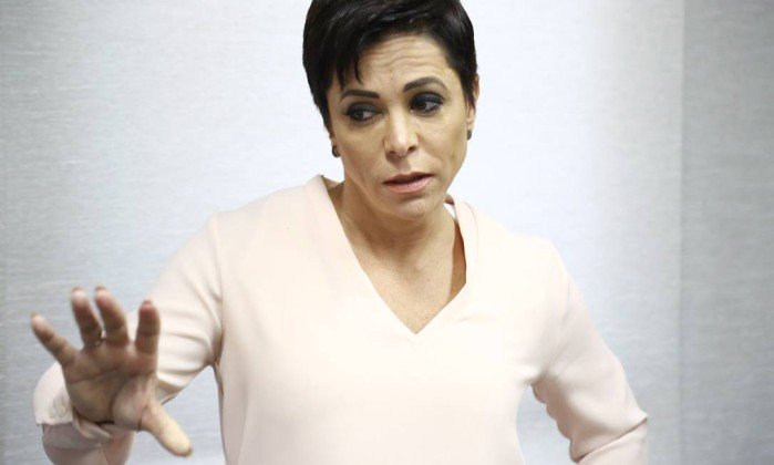 Cristiane Brasil fala em “campanha difamatória” e pede que STF agilize decisão sobre posse