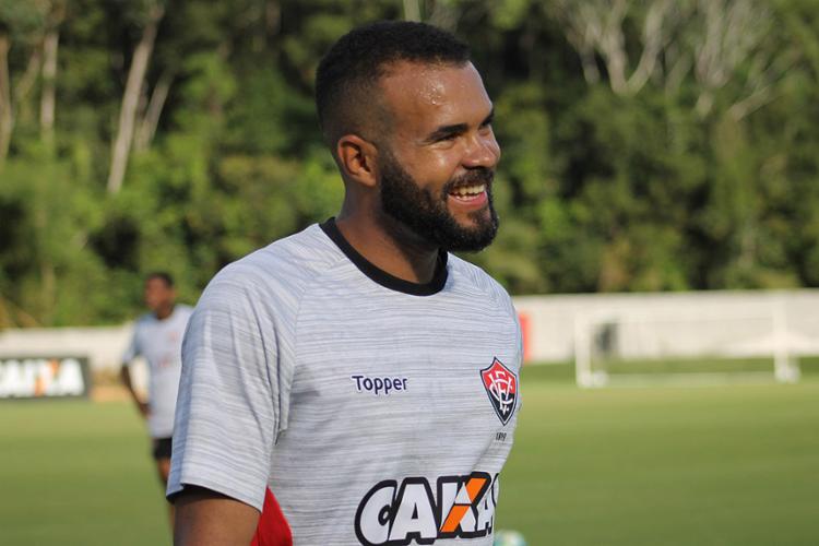 José Welison clama por atenção para não ser surpreendido pelo Bahia: “Clássico é sempre difícil”