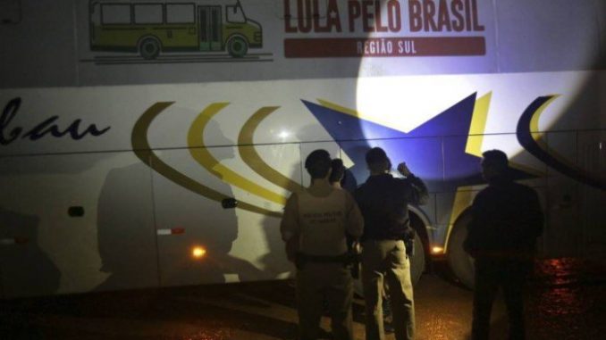 Resultado de imagem para PolÃ­cia identificou de onde partiram tiros contra caravana de Lula, diz deputado