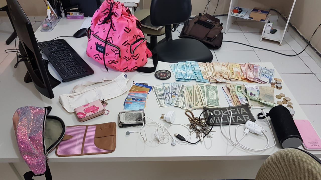 Dólares, pesos e reais furtados de argentinos em Morro de São Paulo são recuperados
