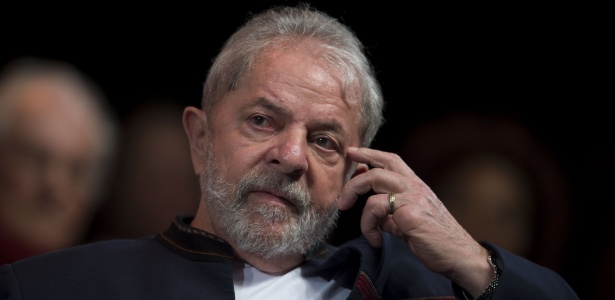 Defesa entra com novo recurso no STF para que Lula deixe a prisão