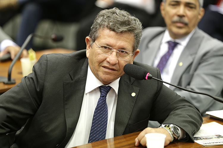 Após decisão judicial, Caetano terá que devolver mais de R$ 304 mil aos cofres públicos
