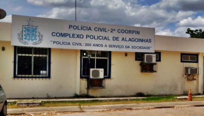 Seis presos fogem da delegacia de Alagoinhas