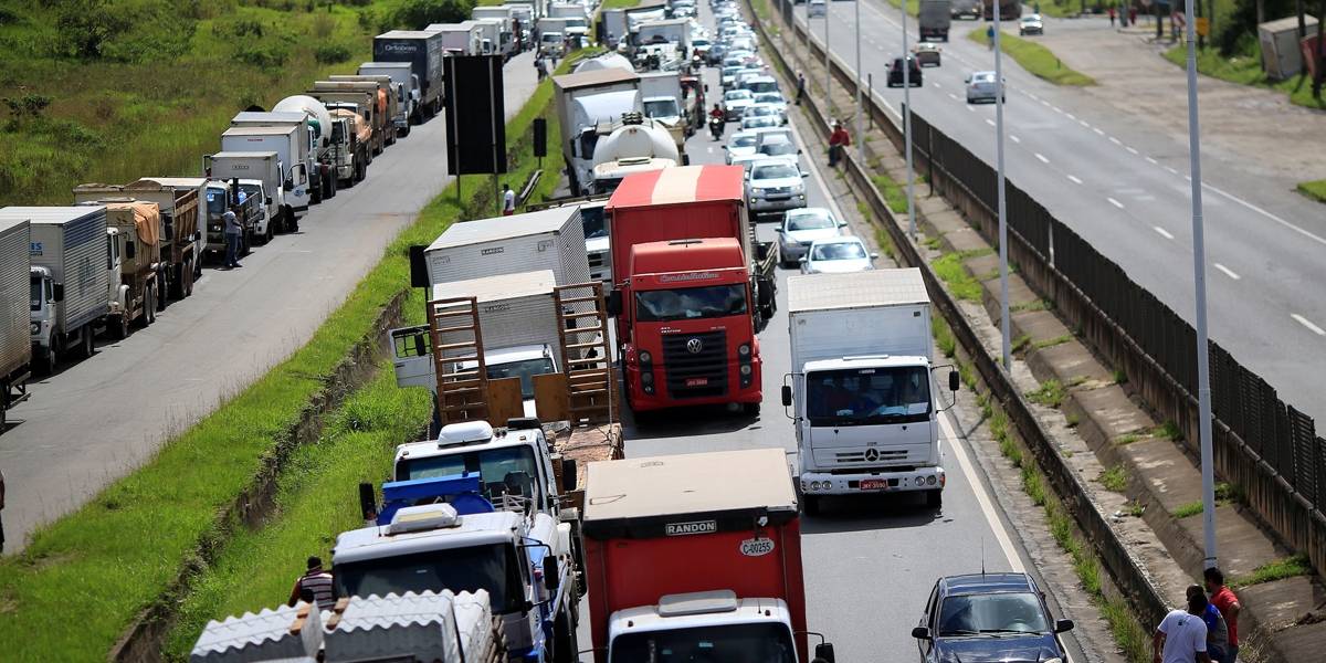 Brasil têm 596 pontos de bloqueio em estradas