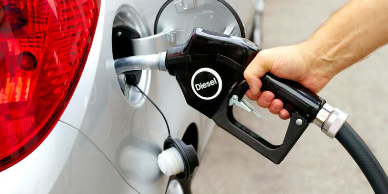 Queda do petróleo pode levar governo a reduzir preço do diesel