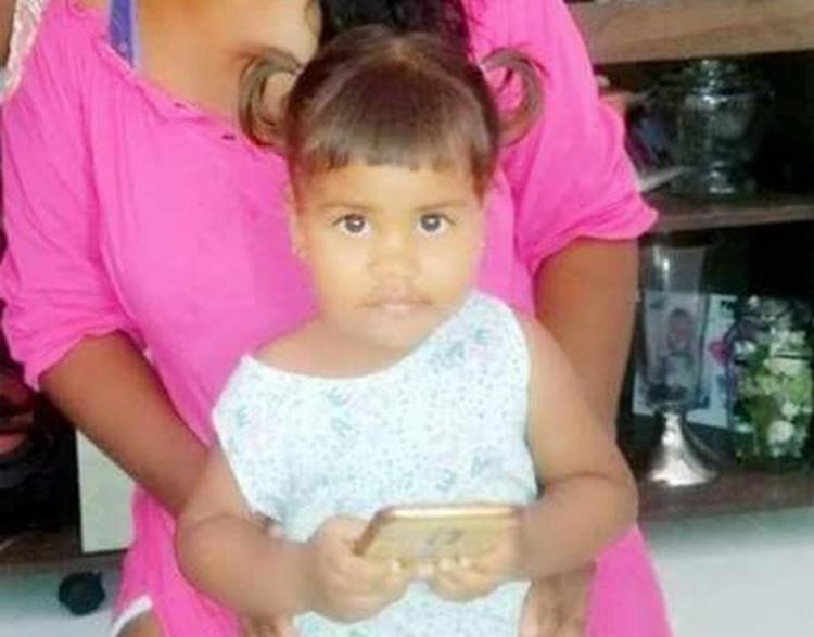 Lauro de Freitas: criança morre após medicação e mãe diz que foi erro médico