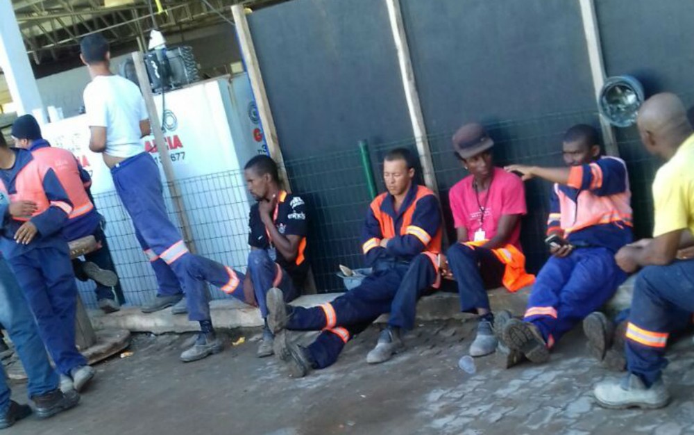 Operários passam mal após refeição em canteiro de obras do metrô