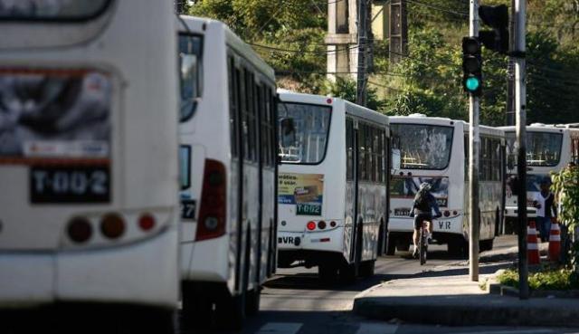 Rodoviários fazem paralisação de 24 horas em Salvador no domingo