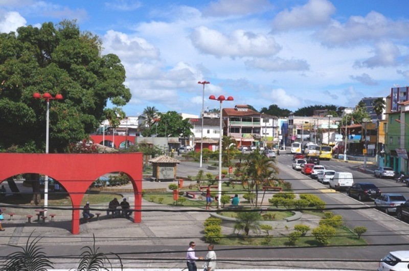 Feriado: trânsito será alterado no centro de Simões Filho