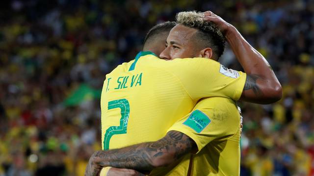 Confira os melhores momentos de Brasil e Sérvia