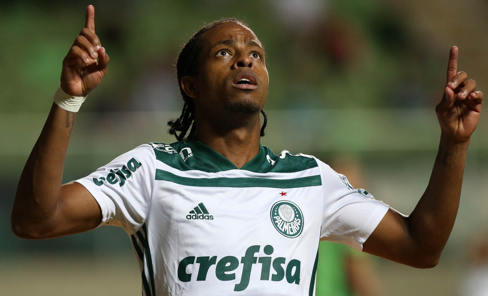 Palmeiras vende atacante baiano para clube do Egito